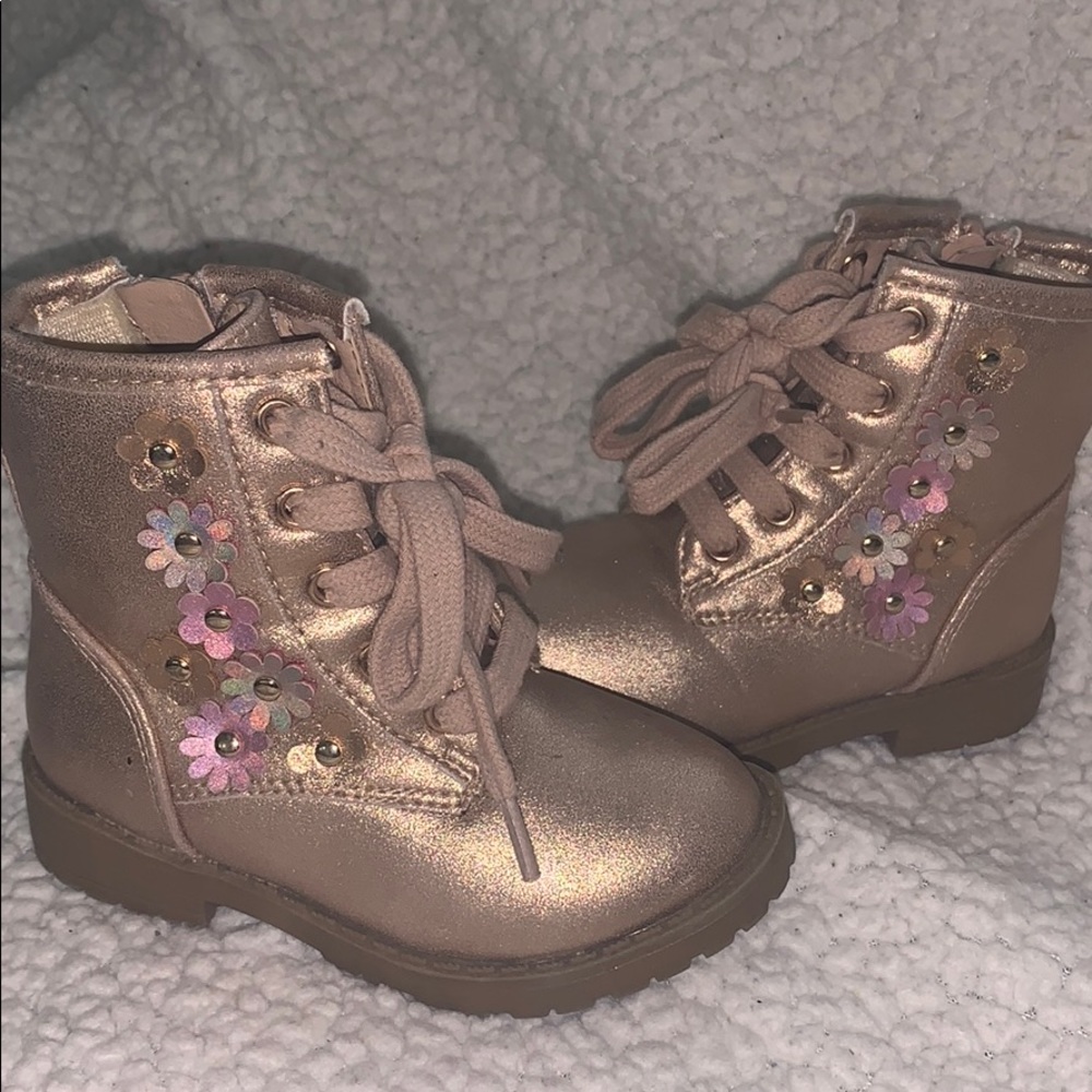 🌸 Toddler Boots 🌸